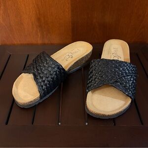 New Bos &Co Black Woven Slide Sandals - Women 5